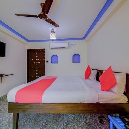 Oyo Flagship 14537 Hotel Amer Haveli Τζαϊπούρ Εξωτερικό φωτογραφία