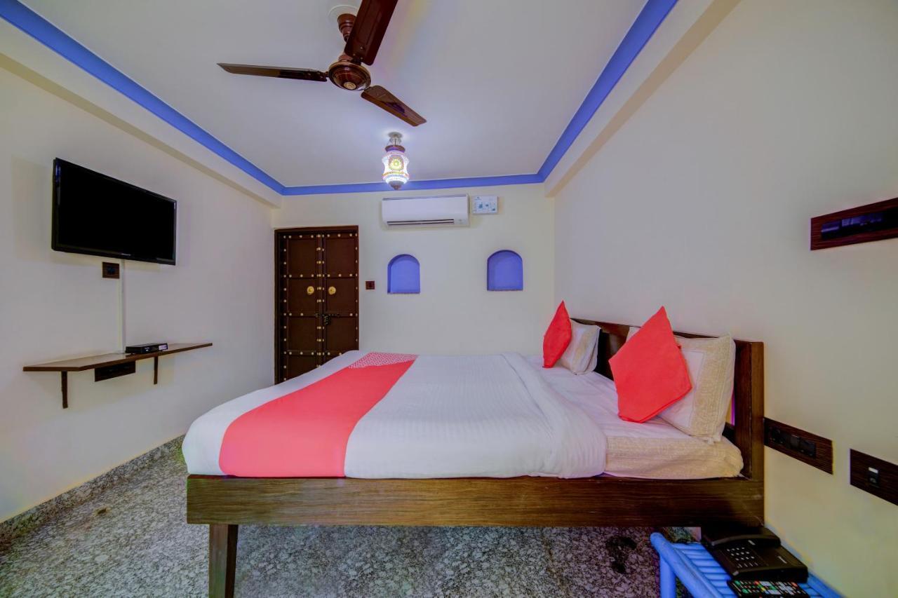 Oyo Flagship 14537 Hotel Amer Haveli Τζαϊπούρ Εξωτερικό φωτογραφία
