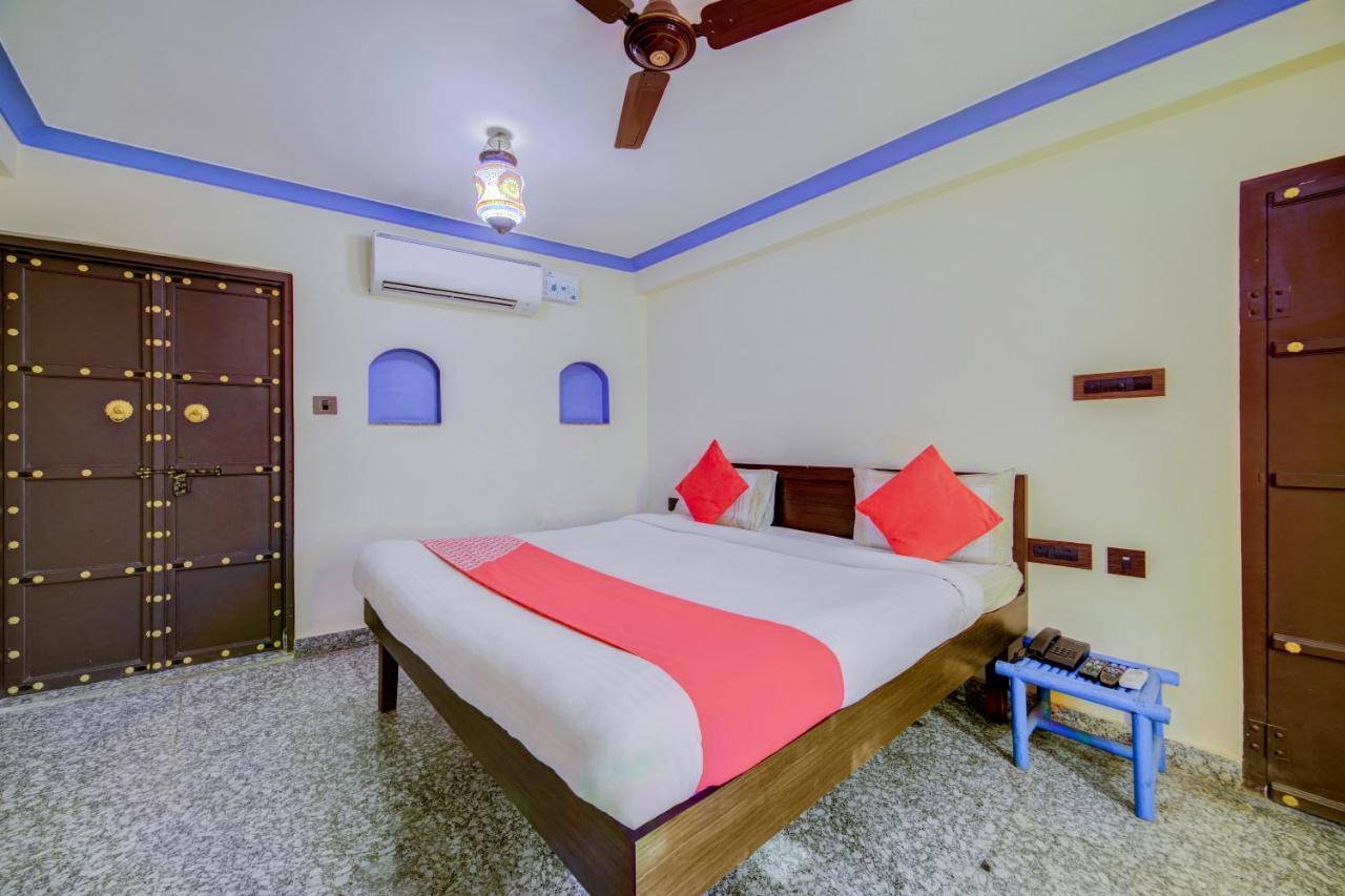 Oyo Flagship 14537 Hotel Amer Haveli Τζαϊπούρ Εξωτερικό φωτογραφία
