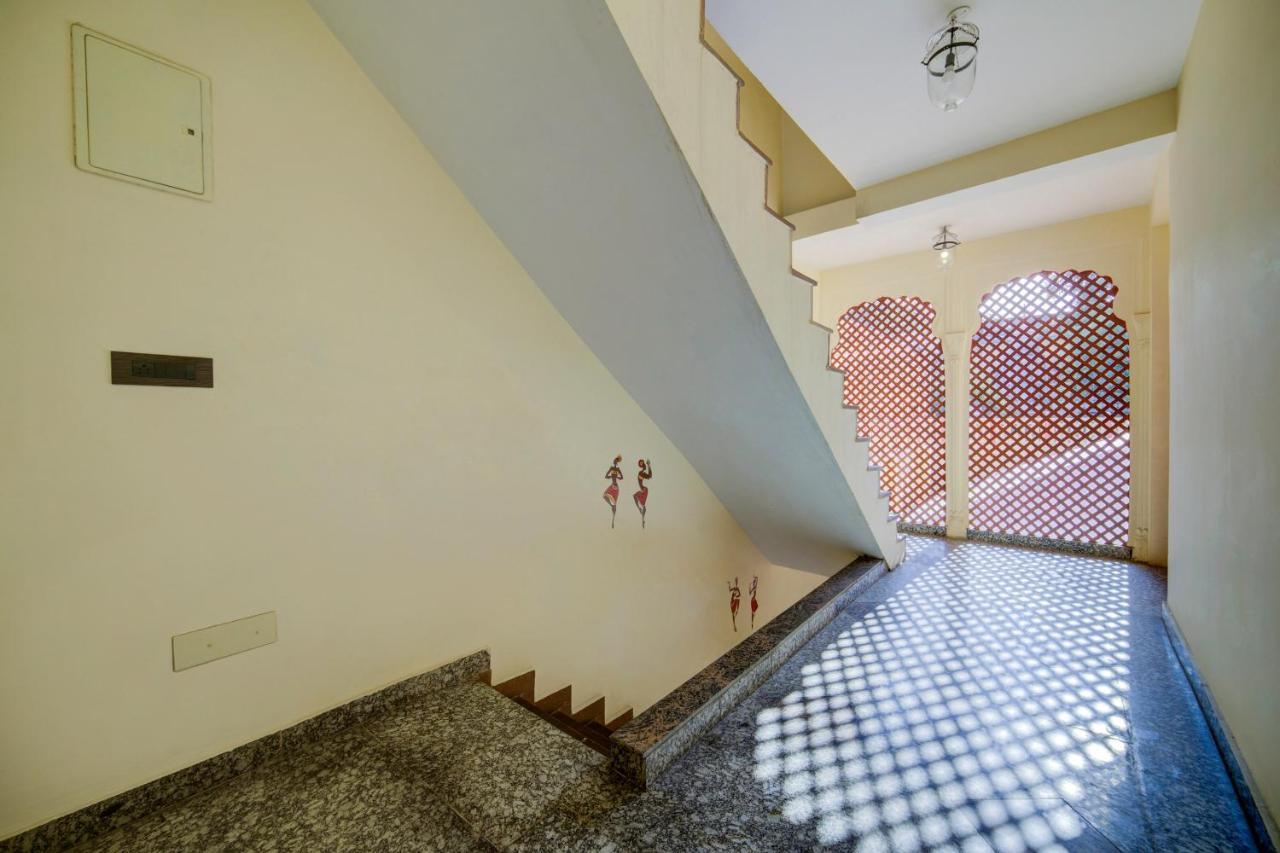 Oyo Flagship 14537 Hotel Amer Haveli Τζαϊπούρ Εξωτερικό φωτογραφία